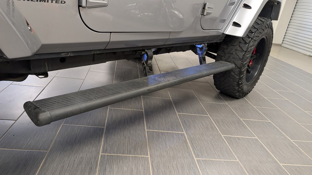 Photo 27 of this JEEP WRANGLER UNLIMI