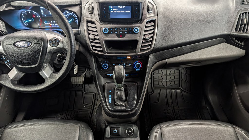 Photo 12 of this FORD TRANSIT CONNECT