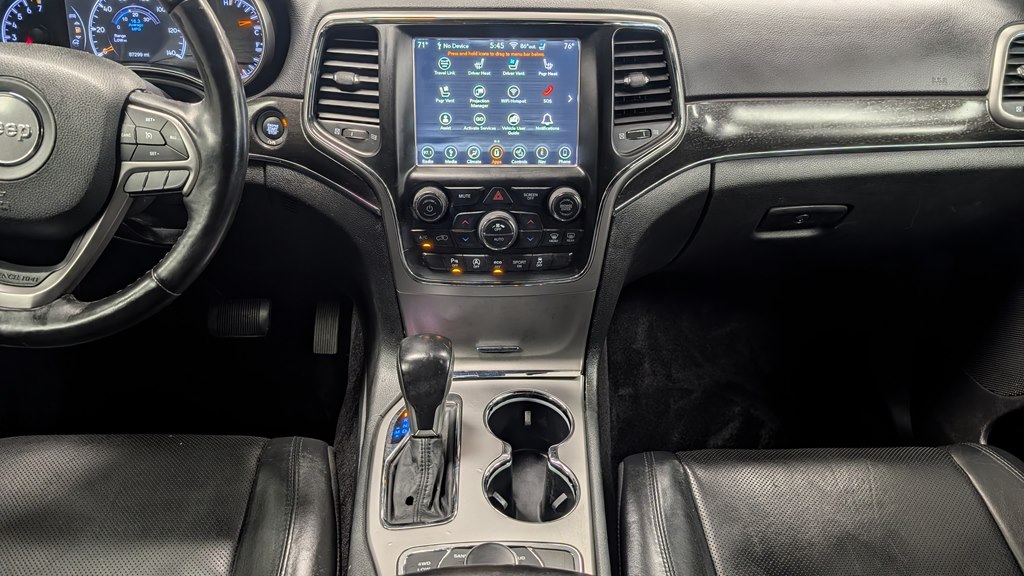Photo 12 of this JEEP GRAND CHEROKEE