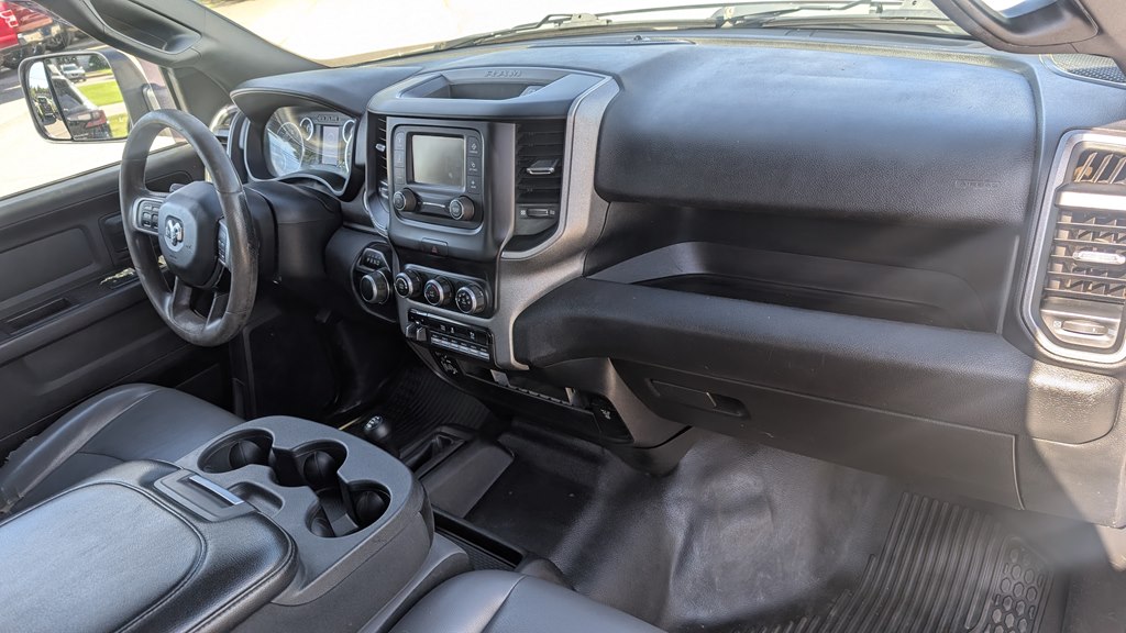 Photo 16 of this RAM 2500