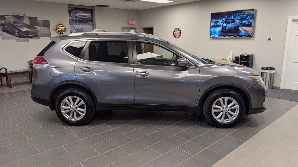 Photo 8 of this NISSAN ROGUE