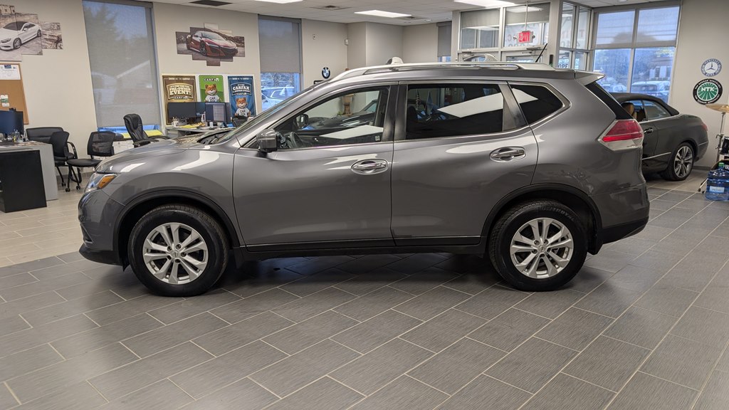 Photo 7 of this NISSAN ROGUE