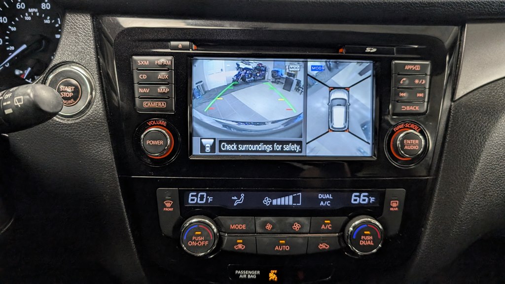 Photo 14 of this NISSAN ROGUE