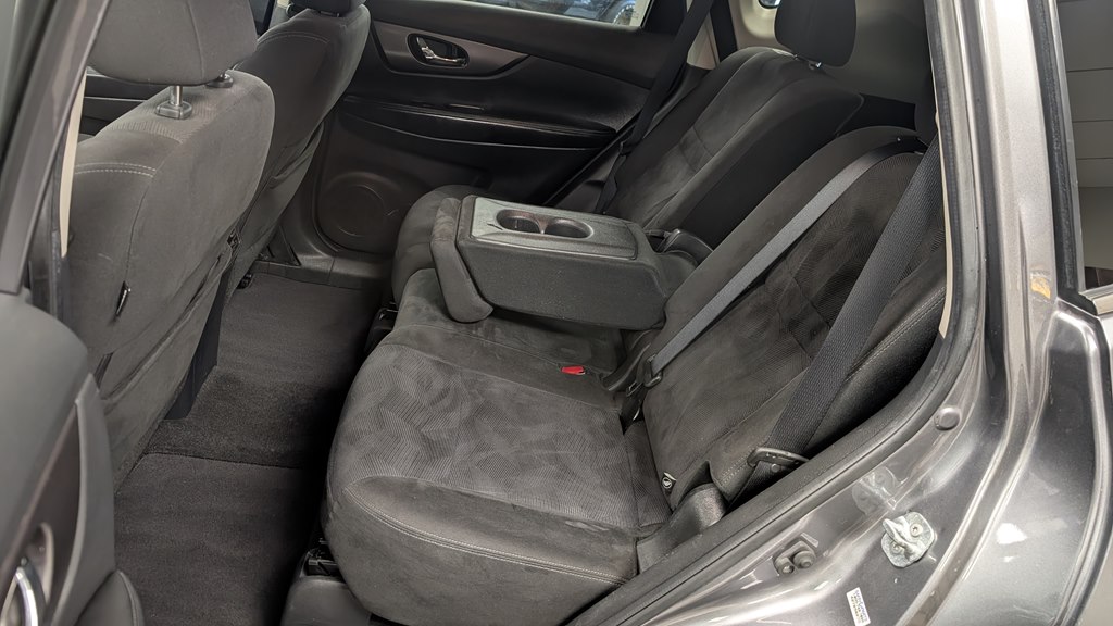 Photo 20 of this NISSAN ROGUE