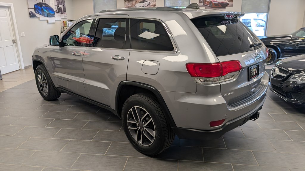 Photo 4 of this JEEP GRAND CHEROKEE