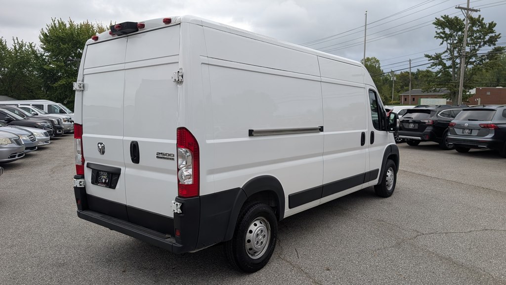 Photo 4 of this RAM PROMASTER