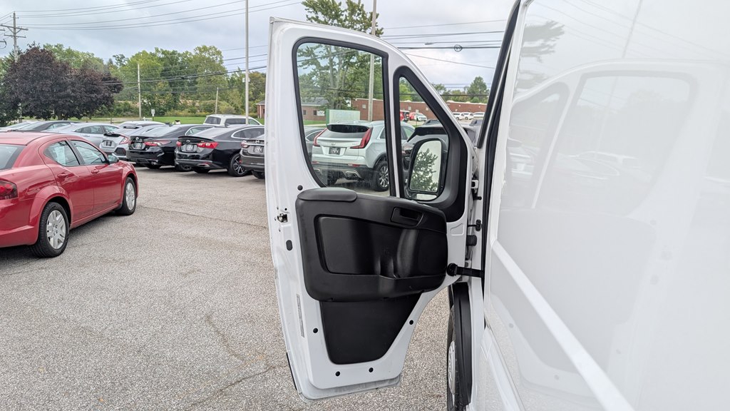 Photo 19 of this RAM PROMASTER