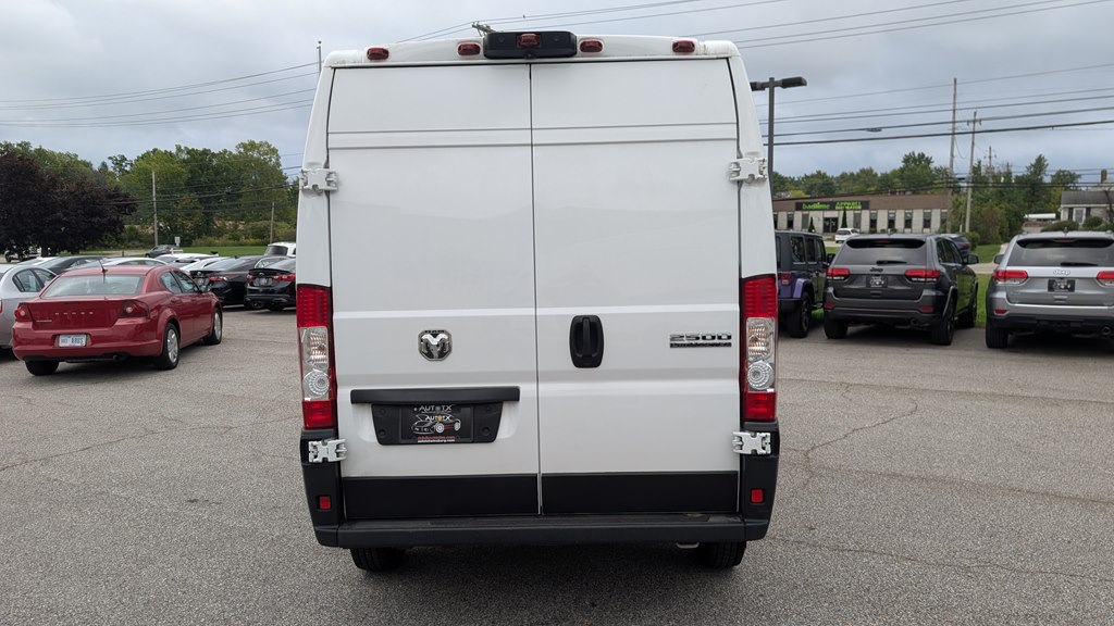 Photo 5 of this RAM PROMASTER