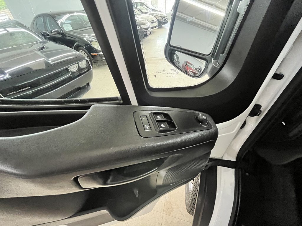 Photo 17 of this RAM PROMASTER
