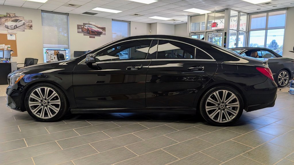 Photo 7 of this MERCEDES-BENZ CLA
