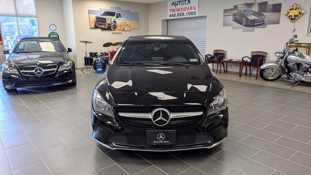 Photo 6 of this MERCEDES-BENZ CLA