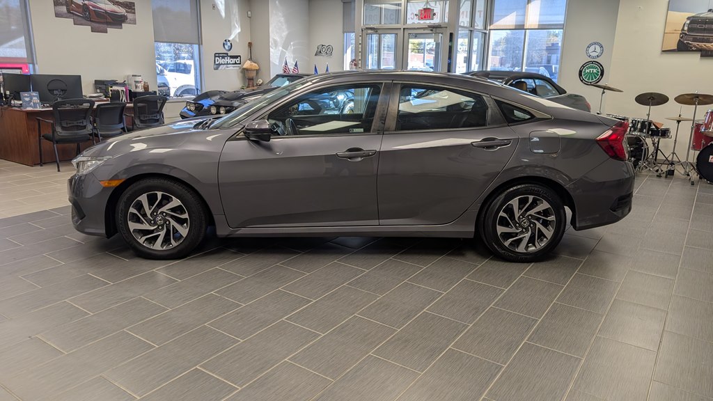 Photo 7 of this HONDA CIVIC
