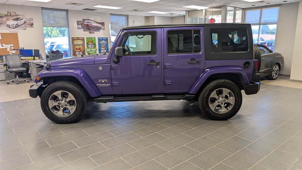 Photo 8 of this JEEP WRANGLER UNLIMI