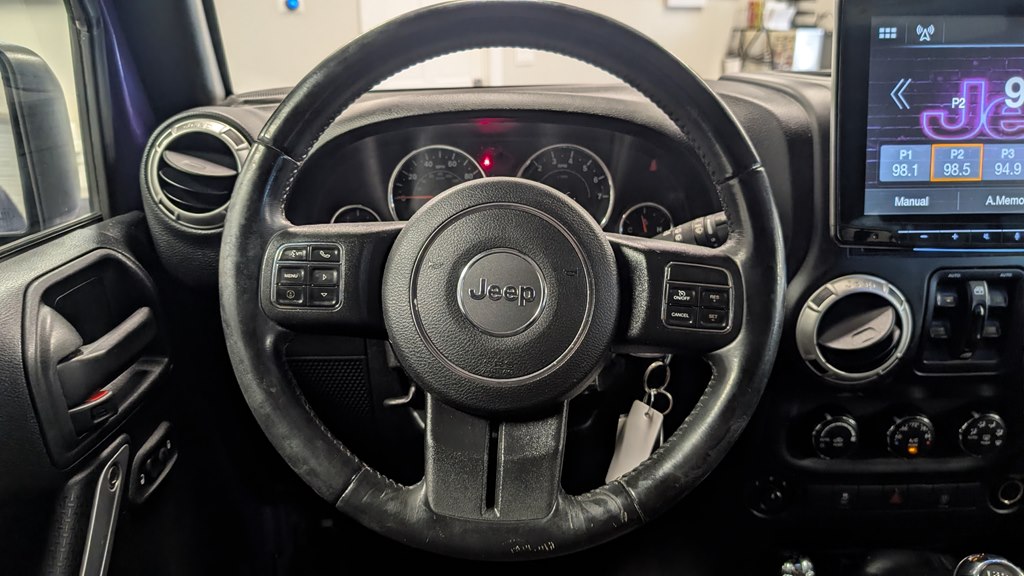 Photo 12 of this JEEP WRANGLER UNLIMI