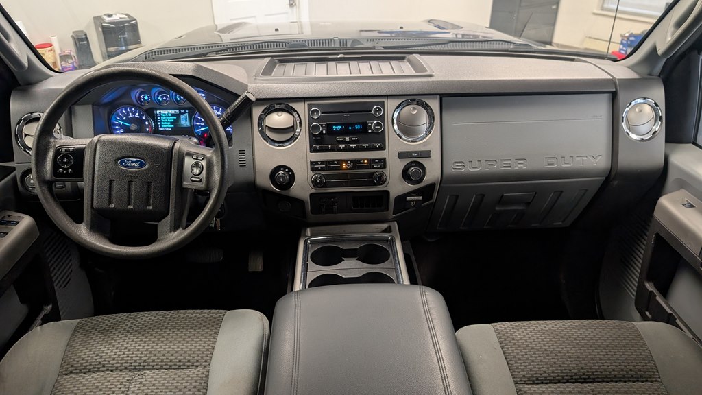 Photo 9 of this FORD F-250 SUPER DUT