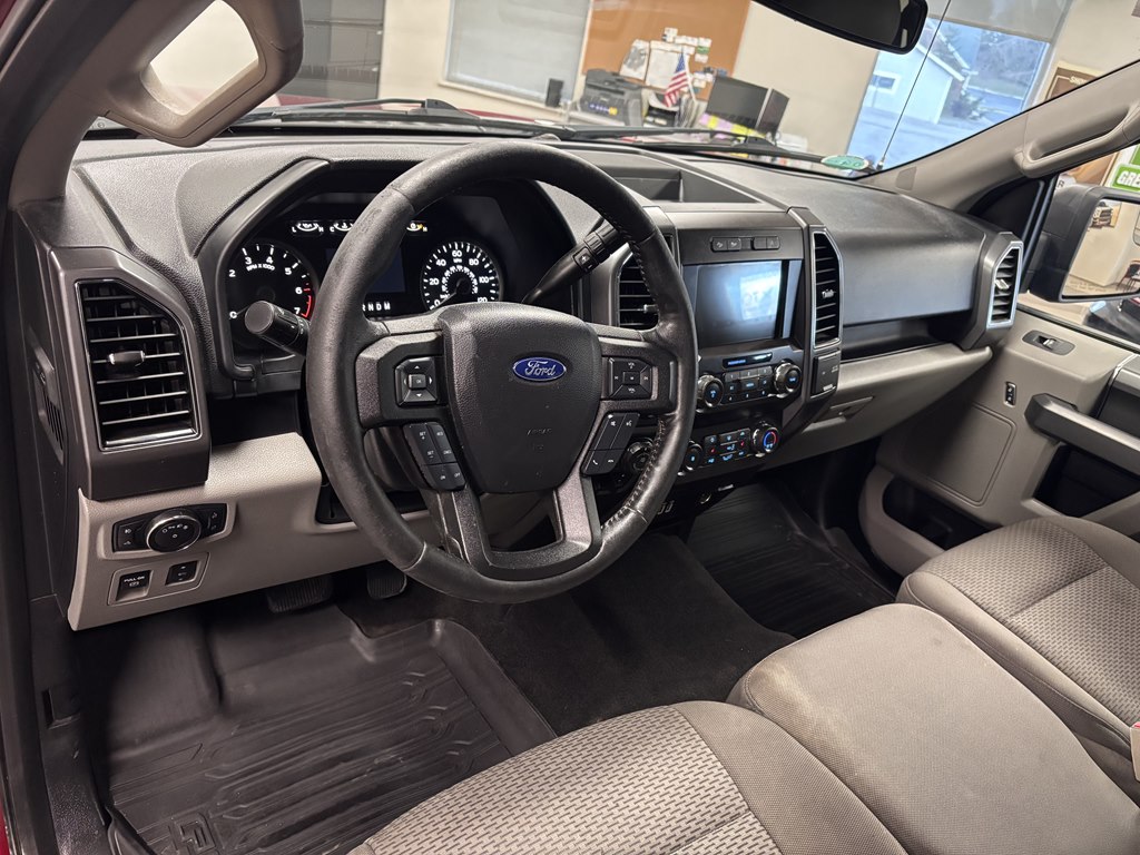 Photo 15 of this FORD F-150