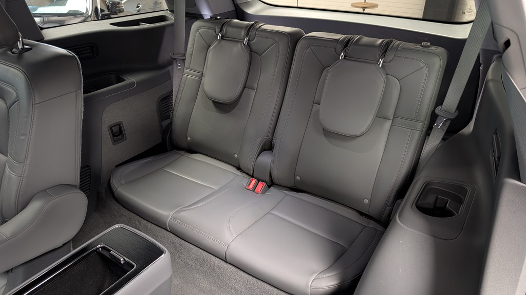 Photo 26 of this LINCOLN AVIATOR