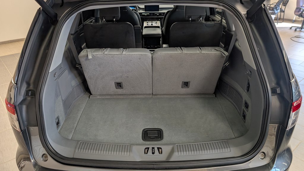 Photo 33 of this LINCOLN AVIATOR