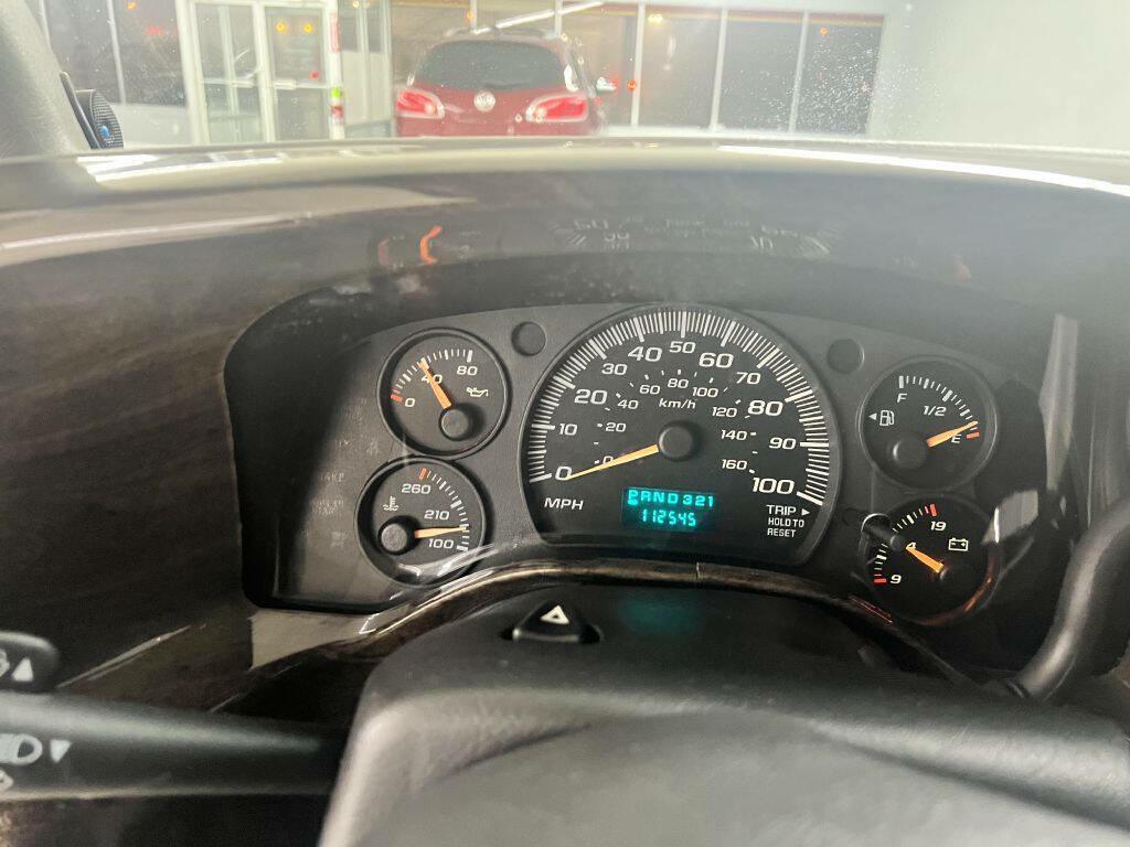 Photo 29 of this CHEVROLET EXPRESS G1500
