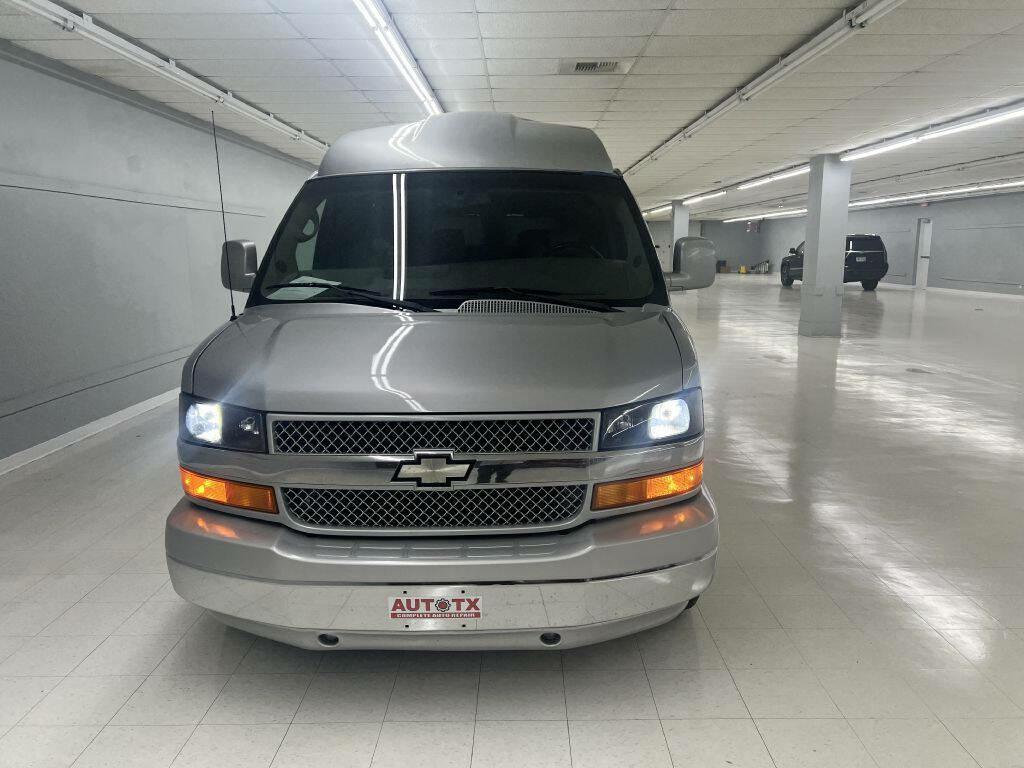 Photo 32 of this CHEVROLET EXPRESS G1500