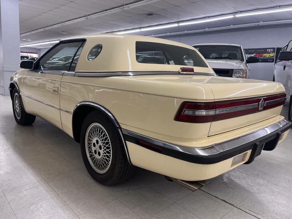 Photo 4 of this CHRYSLER TC