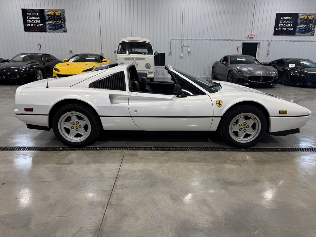 Photo 2 of this FERRARI 328