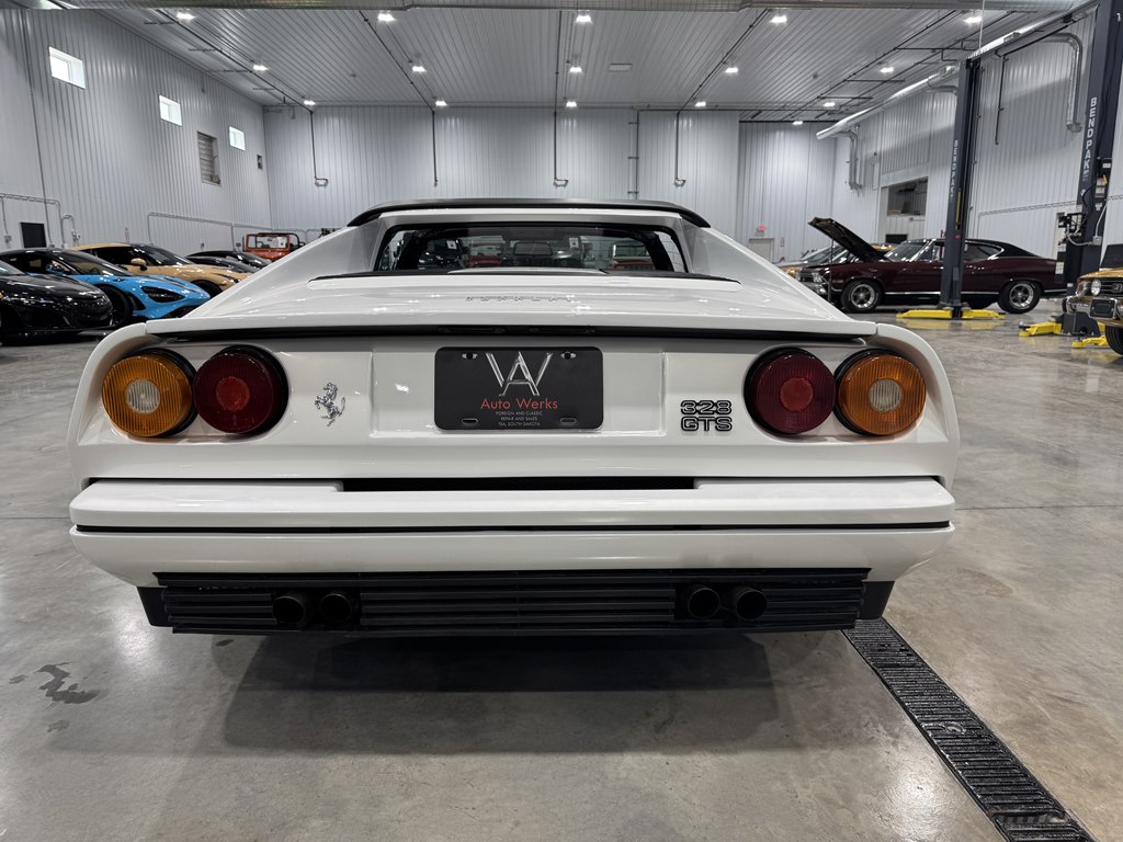 Photo 4 of this FERRARI 328