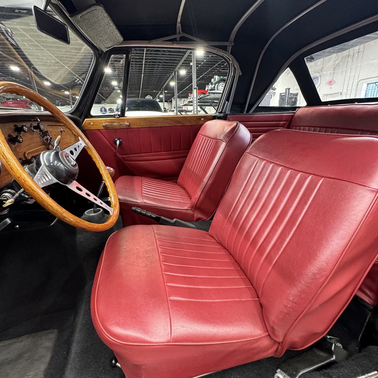 Photo 14 of this TRIUMPH VITESSE