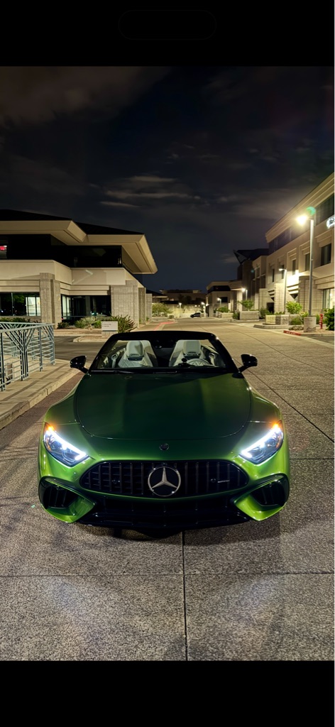 Photo 3 of this MERCEDES-BENZ SL-CLASS