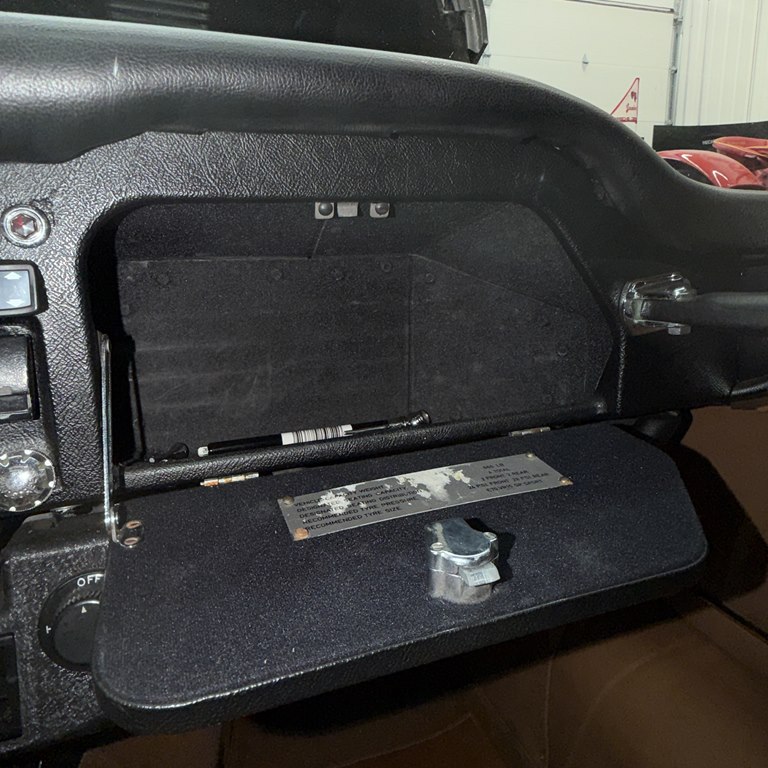Photo 16 of this JAGUAR E-TYPE