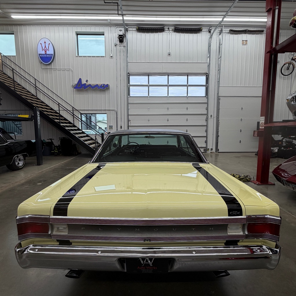 Photo 4 of this PLYMOUTH BELVEDERE