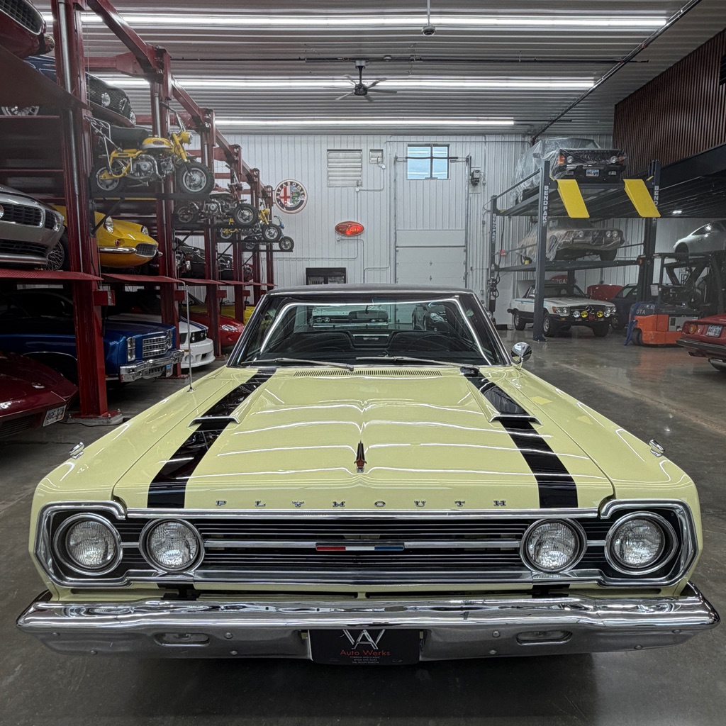 Photo 3 of this PLYMOUTH BELVEDERE