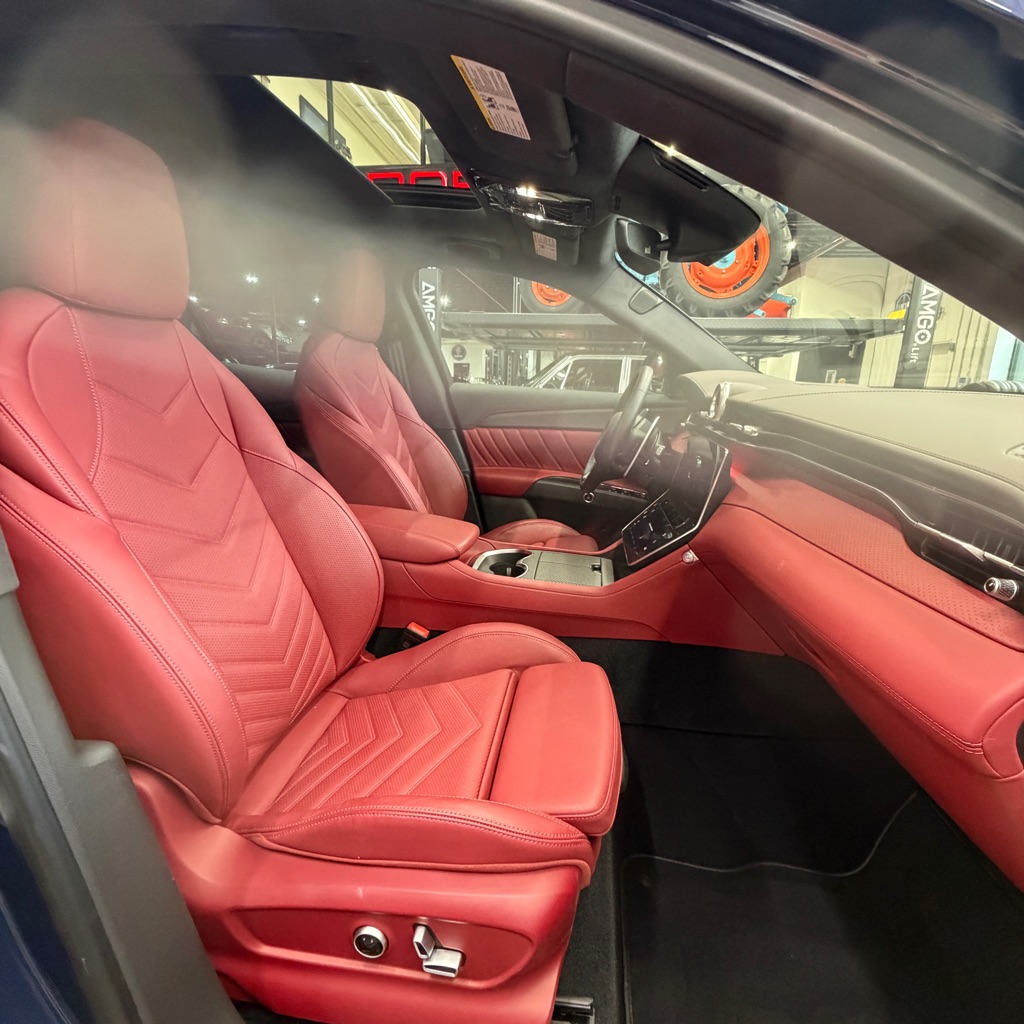 Photo 6 of this MASERATI GRECALE