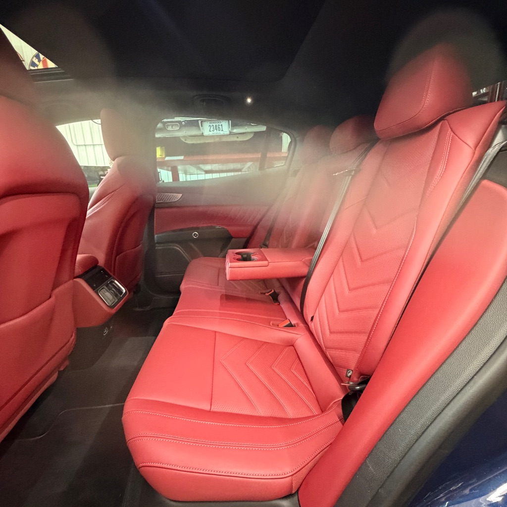 Photo 7 of this MASERATI GRECALE