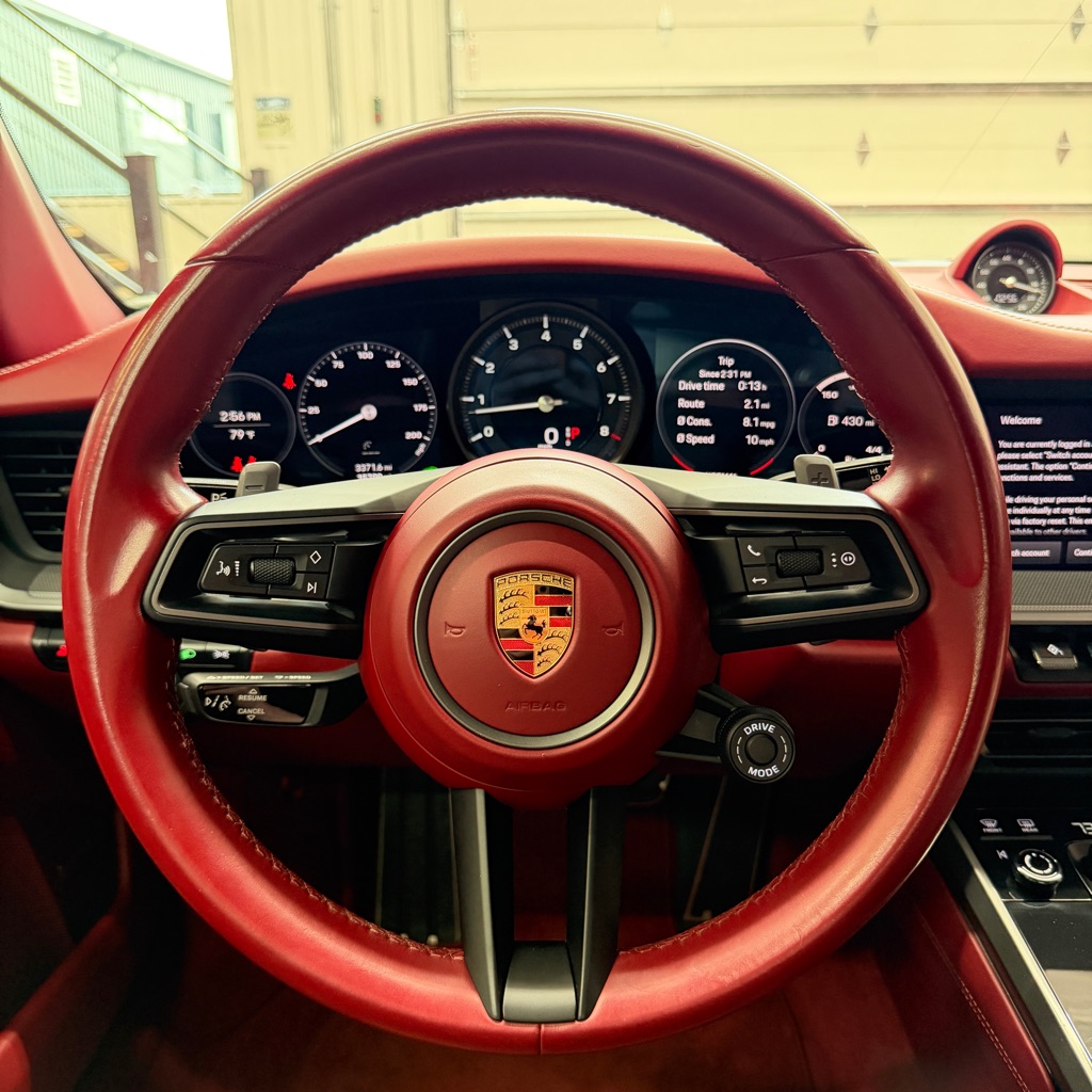 Photo 10 of this PORSCHE 911