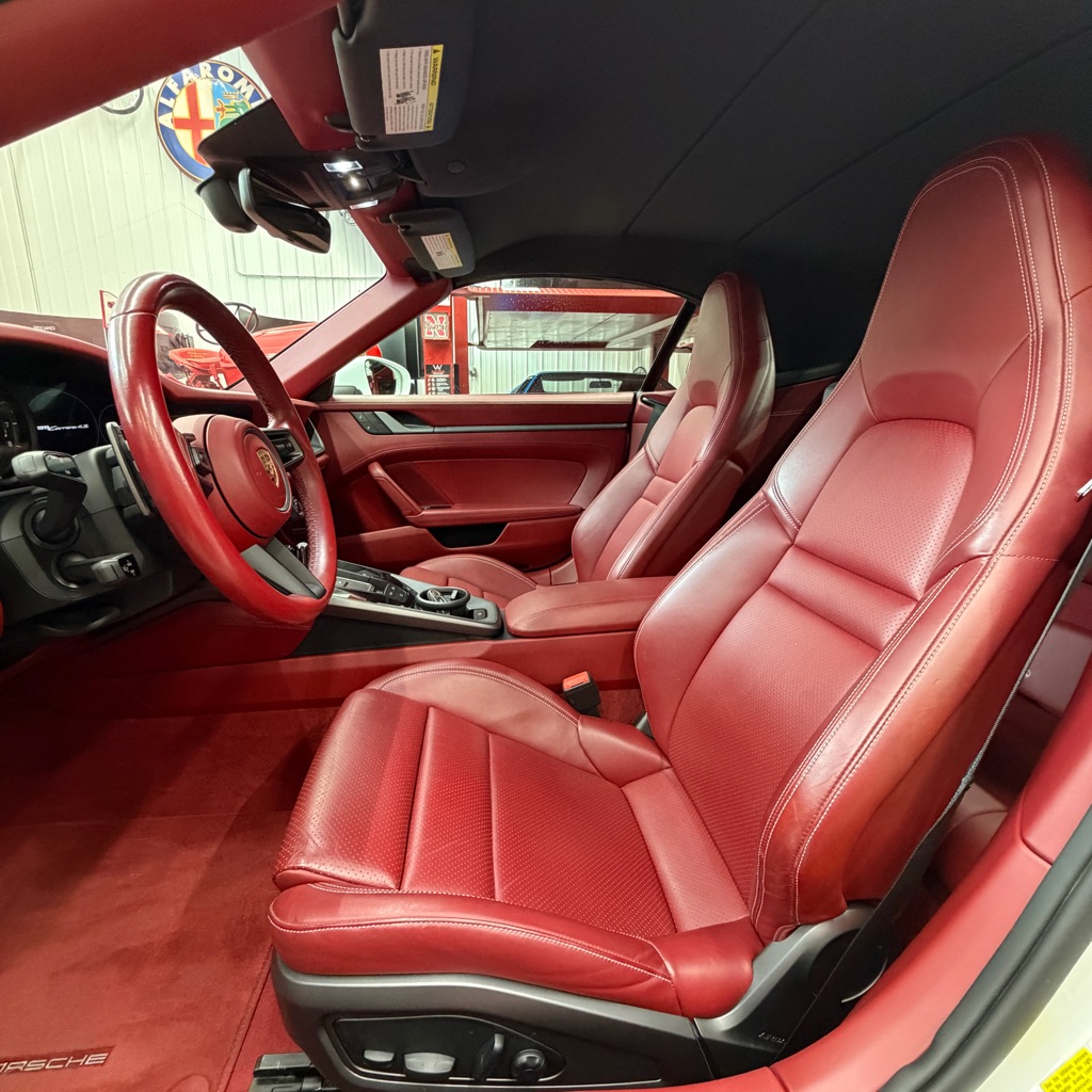 Photo 6 of this PORSCHE 911