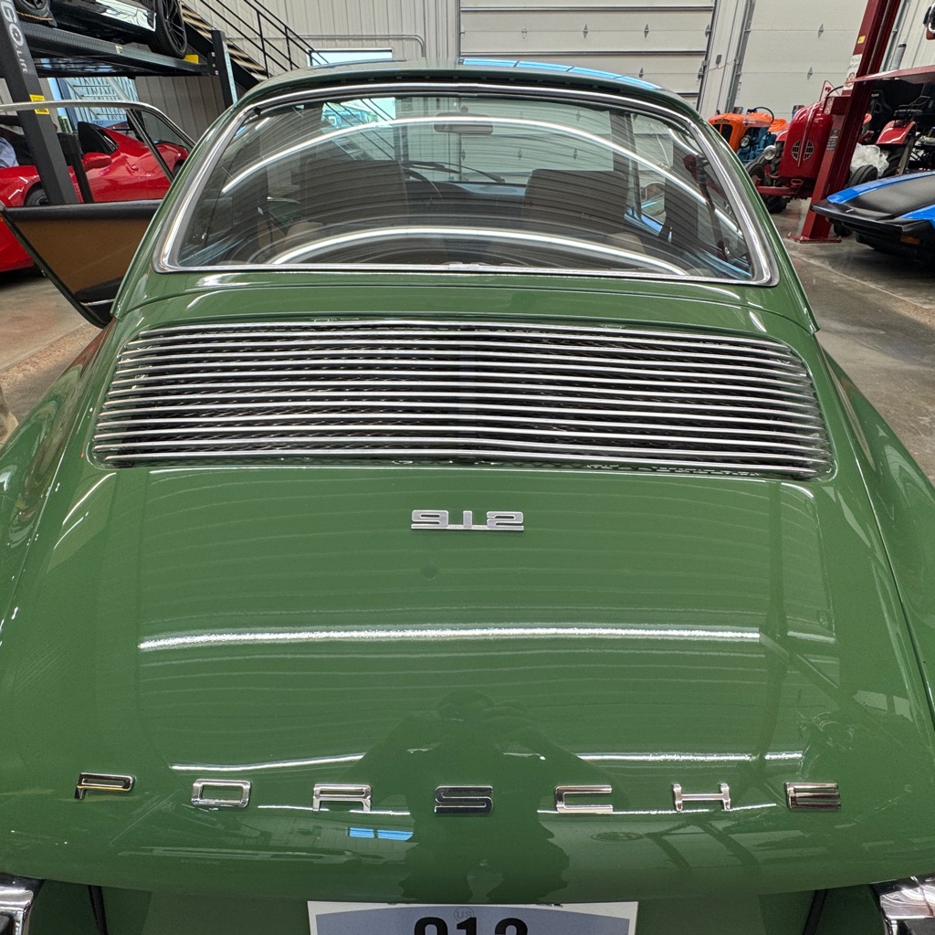 Photo 16 of this PORSCHE 912