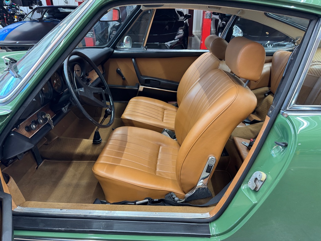 Photo 5 of this PORSCHE 912