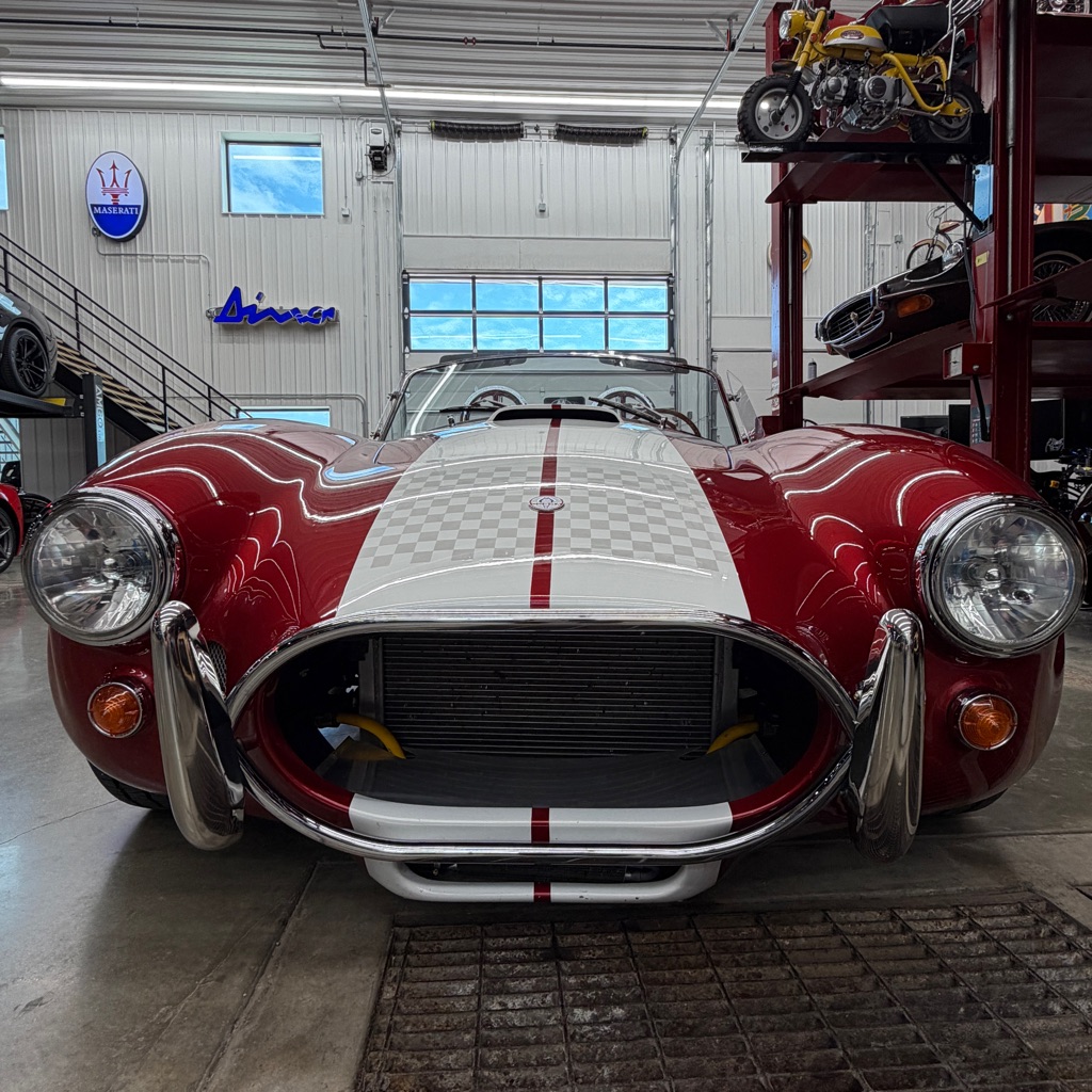 Photo 18 of this COBRA 427 SHELBY