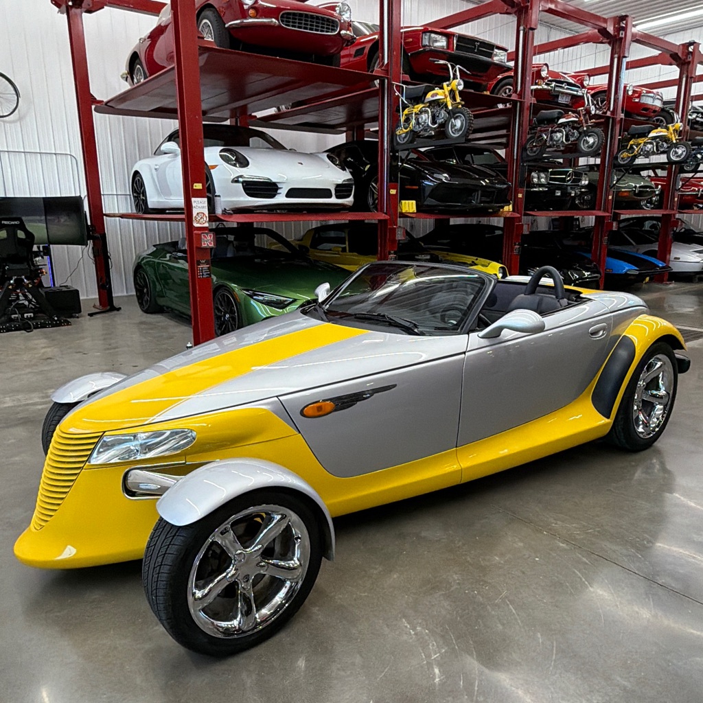 Photo 2 of this CHRYSLER PROWLER