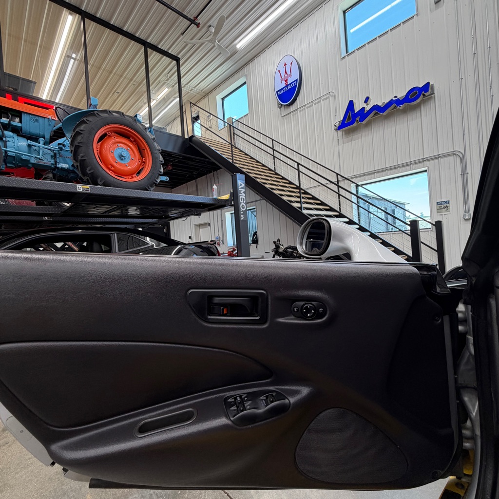 Photo 14 of this CHRYSLER PROWLER