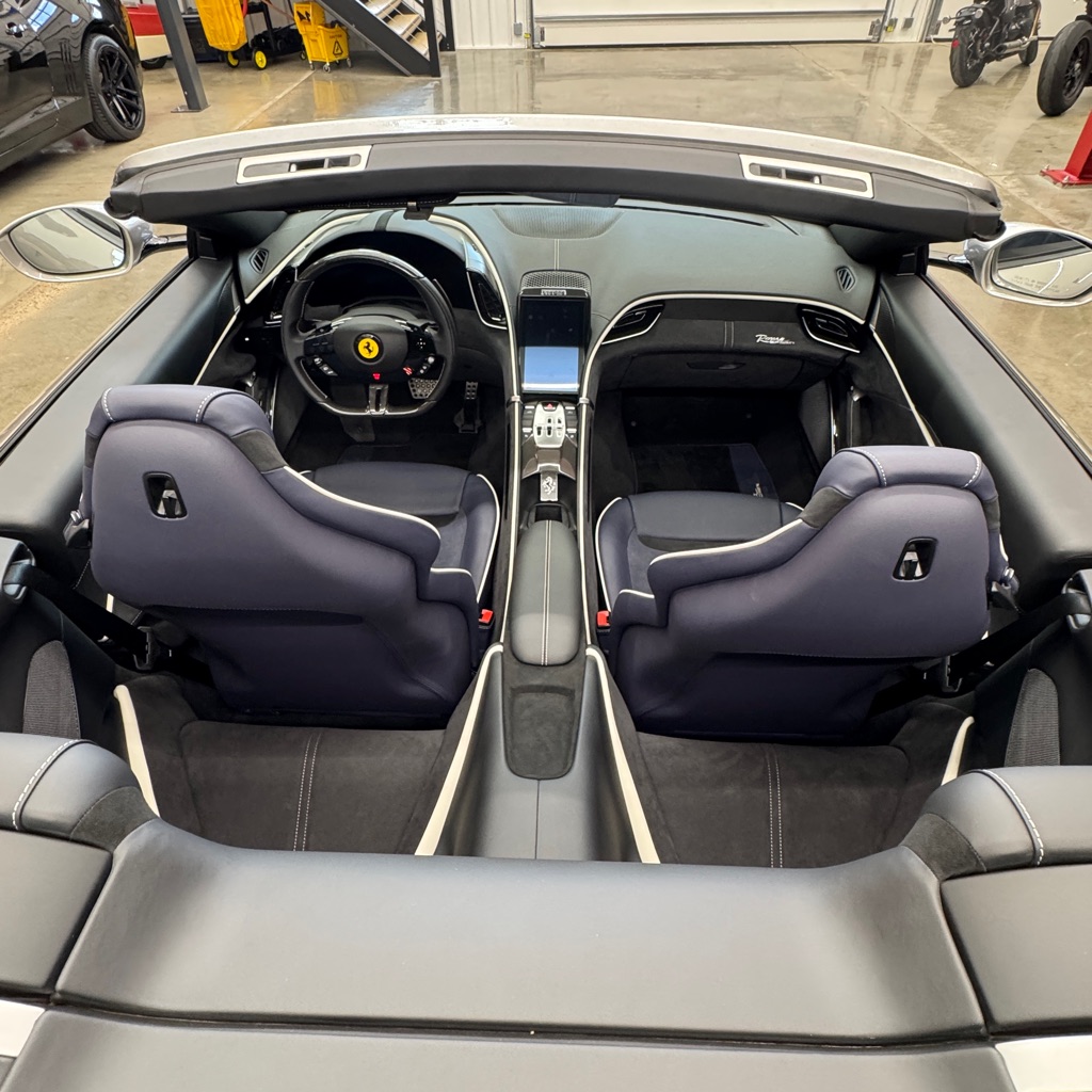 Photo 12 of this FERRARI ROMA SPIDER