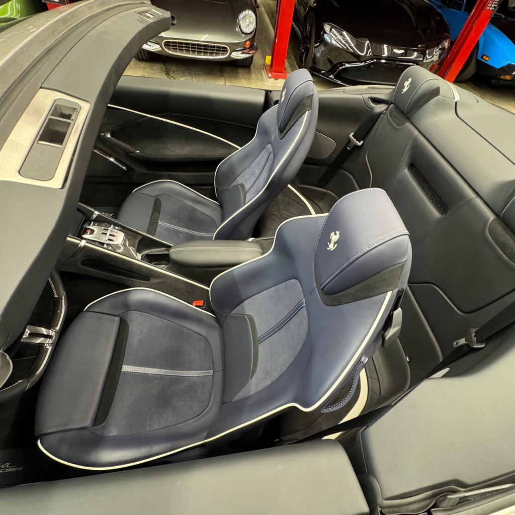 Photo 10 of this FERRARI ROMA SPIDER