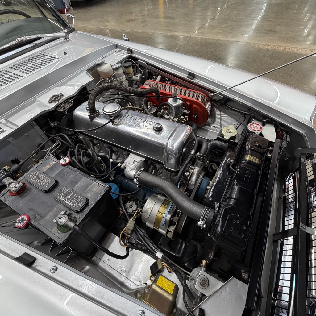 Photo 19 of this DATSUN 2000