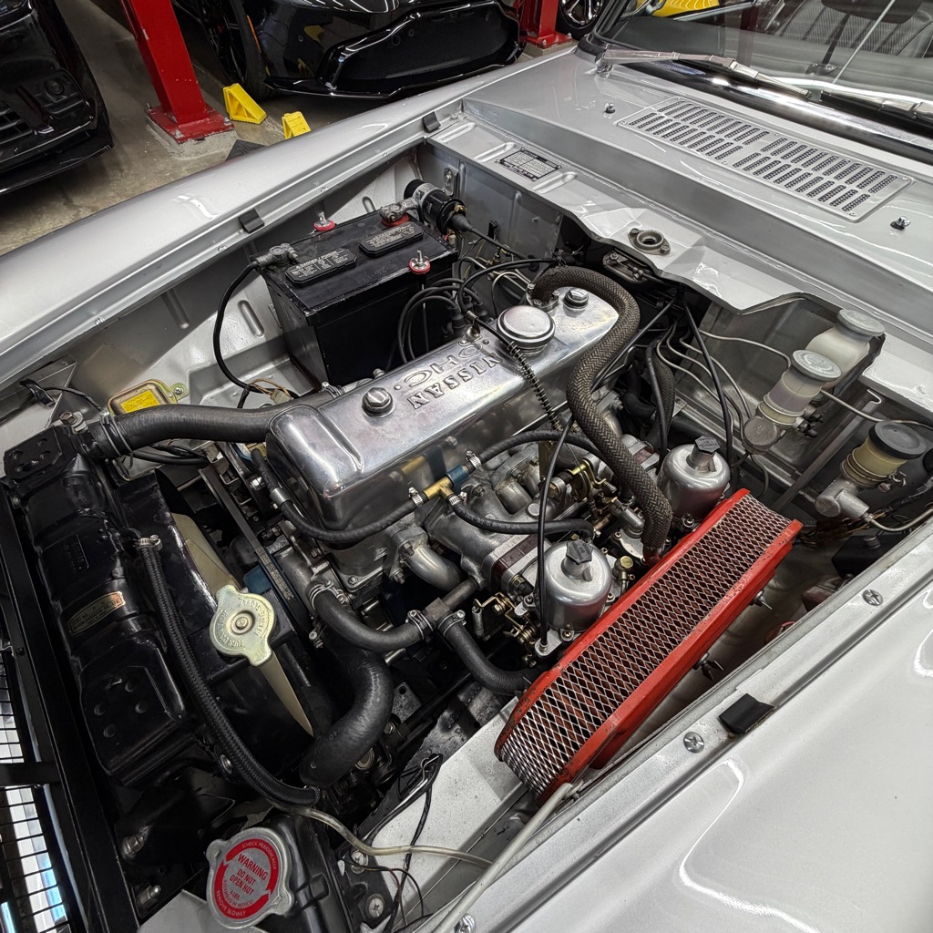 Photo 18 of this DATSUN 2000