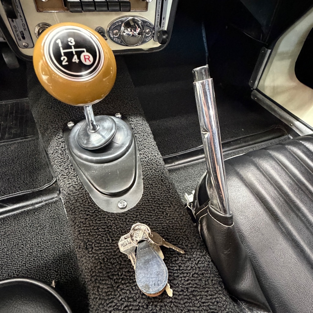 Photo 15 of this DATSUN 1500