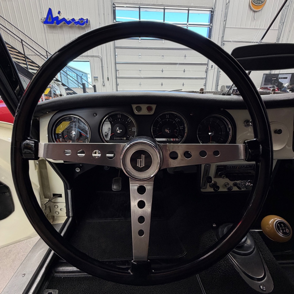 Photo 9 of this DATSUN 1500