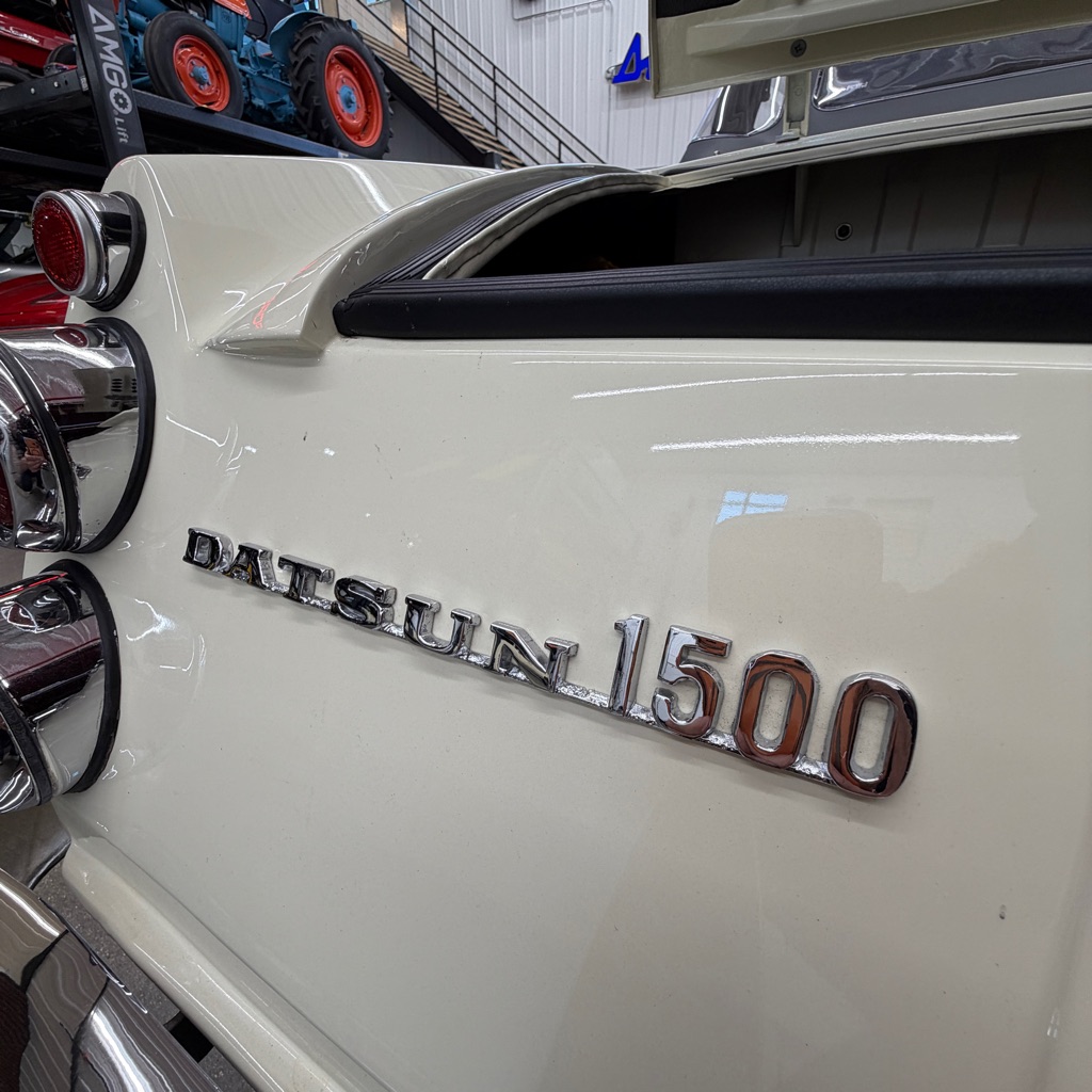 Photo 22 of this DATSUN 1500