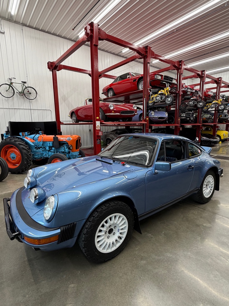 Photo 2 of this PORSCHE 911