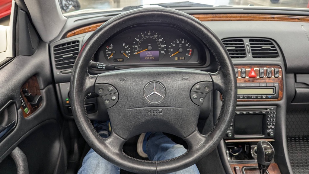 Photo 15 of this MERCEDES-BENZ CLK